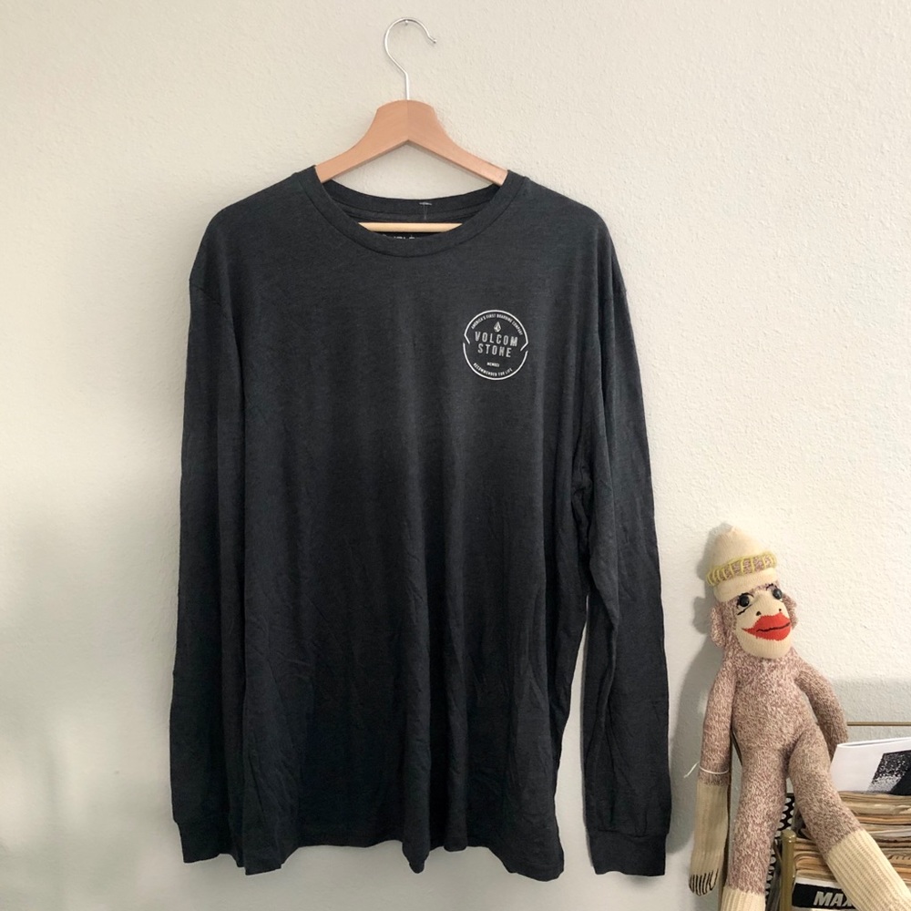 NWT VOLCOM LONG SLEEVE SHIRT